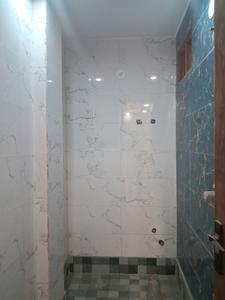 Common Bathroom Image of 650 Sq.ft 2 BHK Builder Floor for sale in Dwarka Mor New Delhi for Rs. 2800000