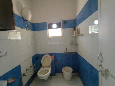 Bathroom Image of 4950 Sq.ft 4 BHK Villa for sale in Shilaj Ahmedabad for Rs. 50000000