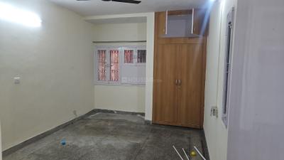 Bedroom Image of 2100 Sq.ft 3 BHK Apartment / Flat for sale in Swaraj Homes Pocket C RWA Sarita Vihar, Sarita Vihar New Delhi for Rs. 30500000
