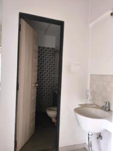 Common Bathroom Image of 1000 Sq.ft 2 BHK Apartment / Flat for sale in Atul Pari Towers, Mokarwadi Pune for Rs. 6100000