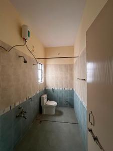 Bathroom Image of 4000 Sq.ft 4 BHK Independent House for rent in Pimpri Pune for Rs. 40000