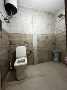 Bathroom Image of 800 Sq.ft 2 BHK Builder Floor for sale in Sri Niwaspuri New Delhi for Rs. 12000000