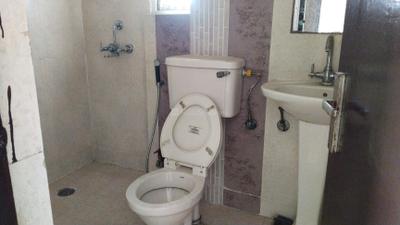 Image of 1360 Sq.ft 3 BHK Apartment / Flat for sale in Panchsheel Wellington, Crossings Republik, Ghaziabad for Rs. 13000000
