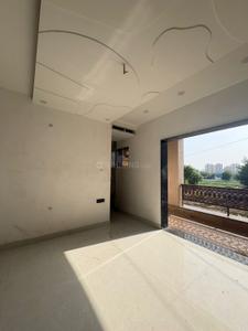 Bedroom Image of 2250 Sq.ft 4 BHK Builder Floor for sale in BPTP Parklands Pride , Sector 85 Faridabad for Rs. 20500000