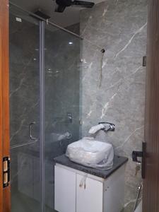 Common Bathroom One Image of 1358 Sq.ft 3 BHK Builder Floor for sale in Paschim Vihar New Delhi for Rs. 26500000