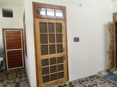 Bedroom Image of 1000 Sq.ft 3 BHK Independent House for sale in Tera Khas Lucknow for Rs. 3800000