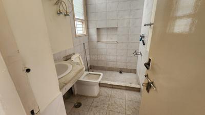 Bathroom Image of 1250 Sq.ft 3 BHK Builder Floor for sale in Big Block South City 2, Sector 49 Gurgaon for Rs. 17500000