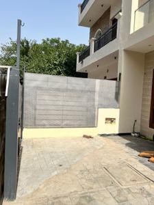 8 BHK Independent House