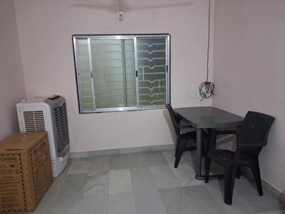 Hall Image of 475 Sq.ft 2 BHK Apartment / Flat for rent in Subhanpura Vadodara for Rs. 15000