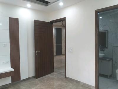 Bedroom Image of 1650 Sq.ft 3 BHK Builder Floor for sale in Vikaspuri New Delhi for Rs. 37000000