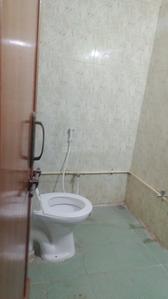 Bathroom Image of 200 Sq.ft 1 RK Apartment / Flat for rent in Koramangala Bengaluru for Rs. 19500