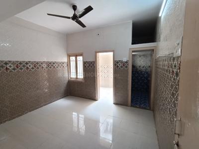 Bathroom Image of 1200 Sq.ft 4 BHK Duplex for rent in Gokul Nagar Jamnagar for Rs. 20000