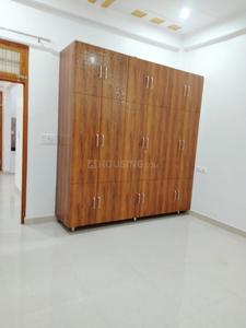 Bedroom Image of 1500 Sq.ft 2 BHK Builder Floor for rent in Chinhat Lucknow for Rs. 14000