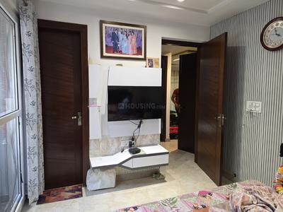 Bedroom Image of 1900 Sq.ft 3 BHK Builder Floor for sale in Tilak Nagar New Delhi for Rs. 30500000