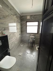 Bathroom Image of 1500 Sq.ft 1.5 BHK Builder Floor for rent in Sector 66 Mohali for Rs. 24000