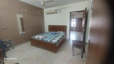 Bedroom Image of 540 Sq.ft 1 RK Builder Floor for rent in Subhash Nagar New Delhi for Rs. 25000
