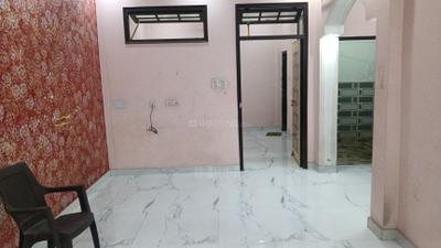 Living Room Image of 550 Sq.ft 1 BHK Builder Floor for rent in Ashiyana Lucknow for Rs. 8500