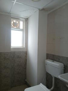 Common Bathroom Image of 700 Sq.ft 3 BHK Apartment / Flat for sale in ROF Amaltas, Sector 92 Gurgaon for Rs. 7000000