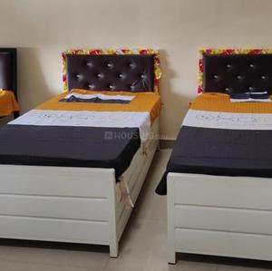 Bedroom Image of NAVKAR PG  in Ghatkopar East, Mumbai