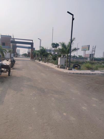 Skywhales Vienna Greens Main Image 1