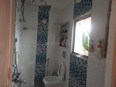 Bathroom Image of 1270 Sq.ft 3 BHK Apartment / Flat for sale in Dhakuria Kolkata for Rs. 7800000