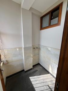 Image of 720 Sq.ft 3 BHK Builder Floor for sale in Shalimar Bagh, New Delhi for Rs. 16500000
