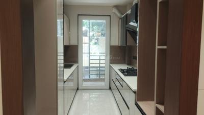 Kitchen Image of 1750 Sq.ft 3 BHK Builder Floor for rent in Sector 47 Gurgaon for Rs. 70000