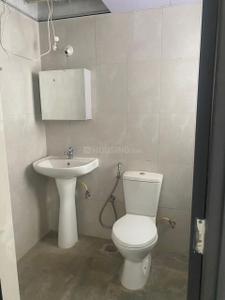 Bathroom Image of 605 Sq.ft 2 BHK Apartment / Flat for sale in Shriram Liberty Square, Gulimangala Bengaluru for Rs. 7500000