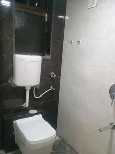 Common Bathroom Image of 1100 Sq.ft 2 BHK Apartment / Flat for rent in Kalyan West Kalyan for Rs. 25000