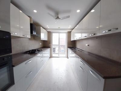 Kitchen Image of 4500 Sq.ft 4 BHK Builder Floor for rent in Safdarjung Enclave New Delhi for Rs. 350000