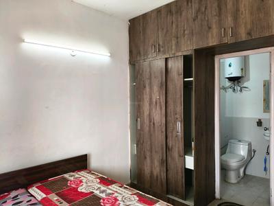 Bedroom Image of 913 Sq.ft 2 BHK Apartment / Flat for rent in Pyramid Urban Homes, Sector 70A Gurgaon for Rs. 30000