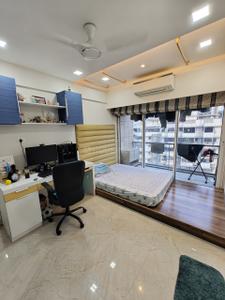 Hall Image of 1250 Sq.ft 2 BHK Apartment / Flat for sale in Prabhadevi Mumbai for Rs. 60000000