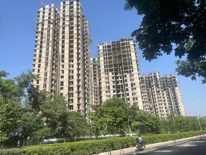 Jaypee Kube Main Image 1