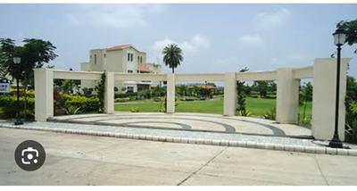 Tulip grande Plot View 2