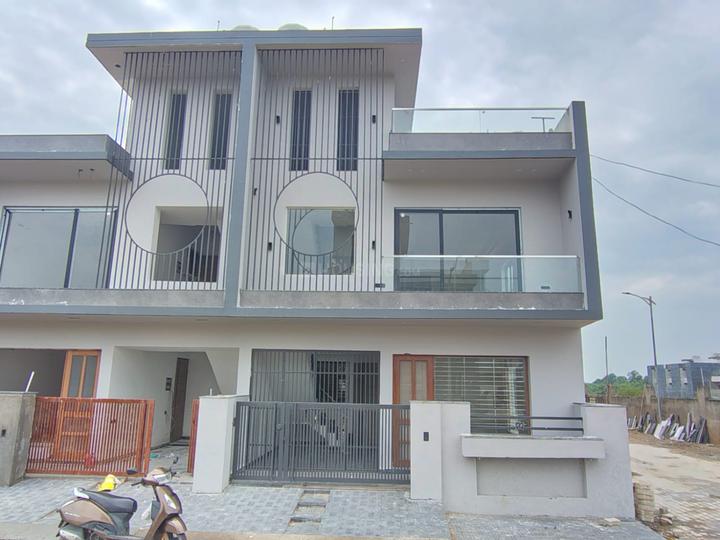 Peer Muchalla Main Image 1