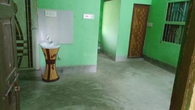 Living Room Image of 550 Sq.ft 1 BHK Builder Floor for rent in Patuli Kolkata for Rs. 8000