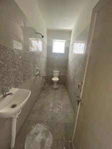 Bathroom Image of 1050 Sq.ft 2 BHK Apartment / Flat for rent in Blue J Majestic, Bheemunipatnam Visakhapatnam for Rs. 10000