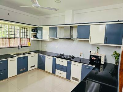 Kitchen Image of 3000 Sq.ft 6 BHK Independent House for sale in Kakkanad Kochi for Rs. 14000000