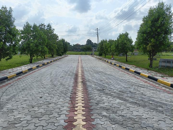 KOMPALLY plot for sale Main Image 1