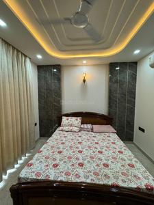Bedroom Image of 3000 Sq.ft 3 BHK Builder Floor for rent in Sector 40 Noida for Rs. 140000