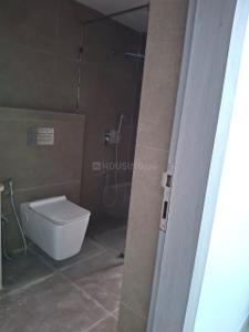 Bathroom Image of 1615 Sq.ft 3 BHK Apartment / Flat for sale in Khar West Mumbai for Rs. 82500000