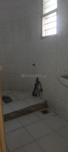Bathroom Image of 1000 Sq.ft 2 BHK Apartment / Flat for rent in Dhantoli Nagpur for Rs. 20000