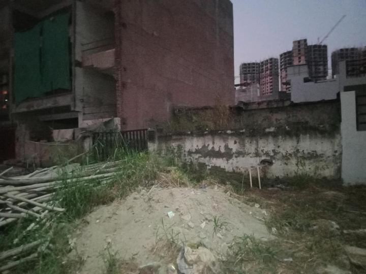 Sector 133 Main Image 1