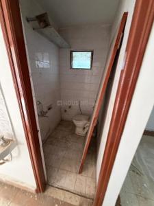 Bathroom Image of 1442 Sq.ft 3 BHK Apartment / Flat for sale in Siddhi Apartment, Summair Club Road Jamnagar for Rs. 6000000