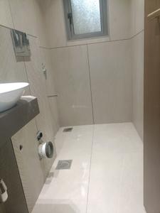Common Bathroom Image of 3000 Sq.ft 4 BHK Apartment / Flat for sale in Arham Satyam Valencia, Kharghar Navi Mumbai for Rs. 50000000