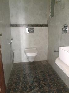 Common Bathroom One Image of 1450 Sq.ft 3 BHK Apartment / Flat for sale in Tricity Pristine, Kharghar Navi Mumbai for Rs. 21000000