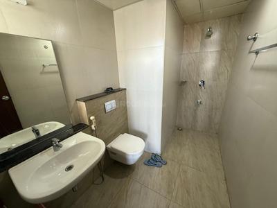 Bathroom Image of 1300 Sq.ft 3 BHK Apartment / Flat for sale in ABAD West Wood, Chullickal Kochi for Rs. 13000000