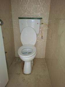 Common Bathroom Image of 700 Sq.ft 1 BHK Apartment / Flat for rent in Arihant Anaika, Taloja Navi Mumbai for Rs. 9500