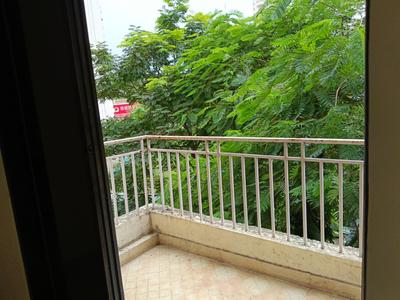 Balcony Image of 950 Sq.ft 2 BHK Apartment / Flat for sale in Kharghar Navi Mumbai for Rs. 7600000