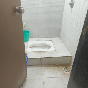 Bathroom Image of 675 Sq.ft 1 BHK Apartment / Flat for sale in Opulent Central Park, Hadapsar Pune for Rs. 5000000